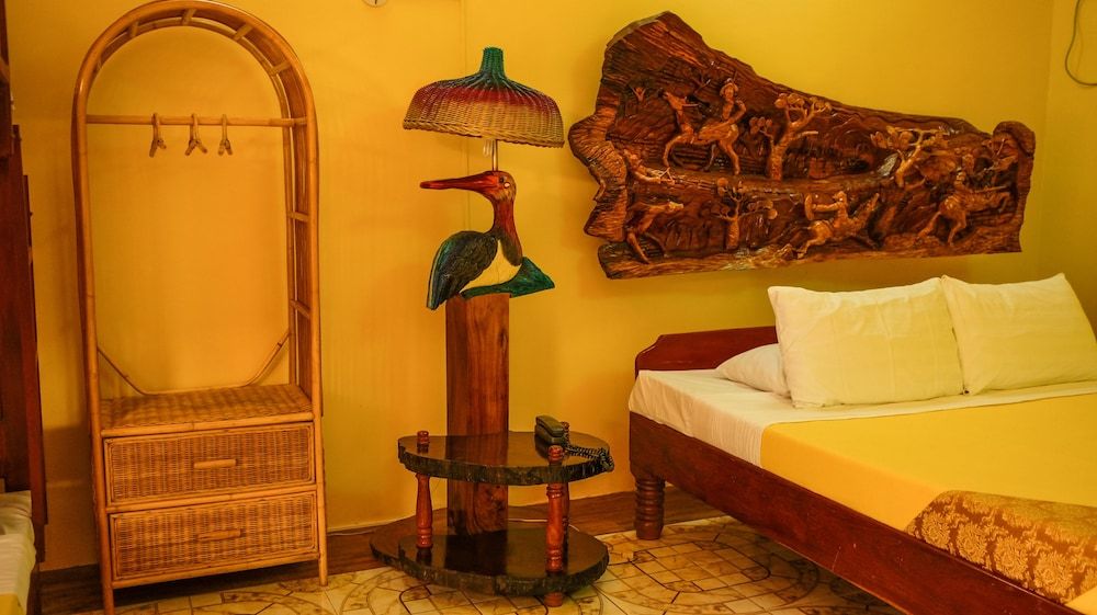 Deep Forest Garden Hotel Junior Family Room 16