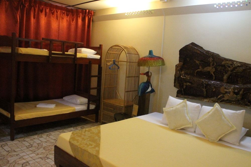 Deep Forest Garden Hotel Junior Family Room 5