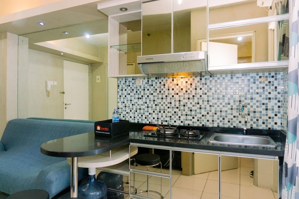 undefined Modern Look And Comfortable 2Br Green Bay Pluit Apartment 8