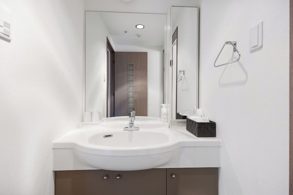 One Niseko Resort Towers Traditional Studio Suite, Non Smoking, Kitchen (with Tatami) 6