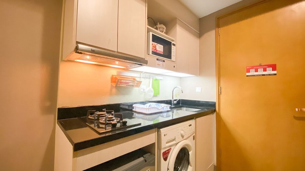 undefined Elegant And Modern 1Br The Mansion Kemayoran Apartment 7