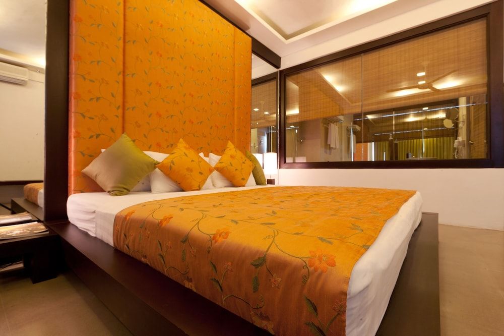 The Tourmaline Deluxe Room