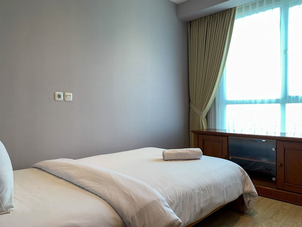 undefined Spacious And Comfy 3Br Gandaria Heights Apartment 5