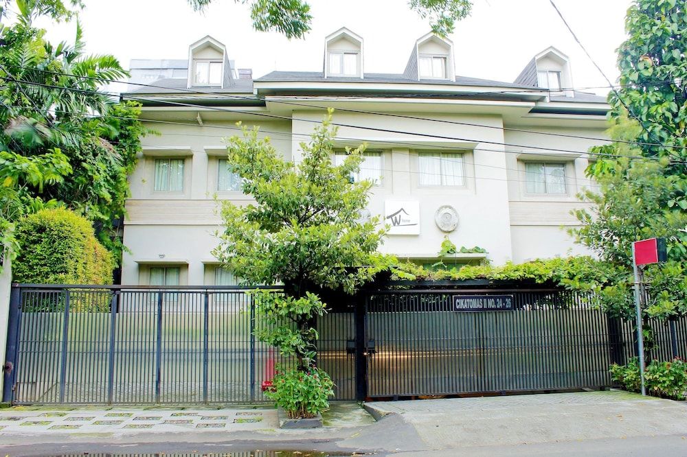 undefined W Home Senopati