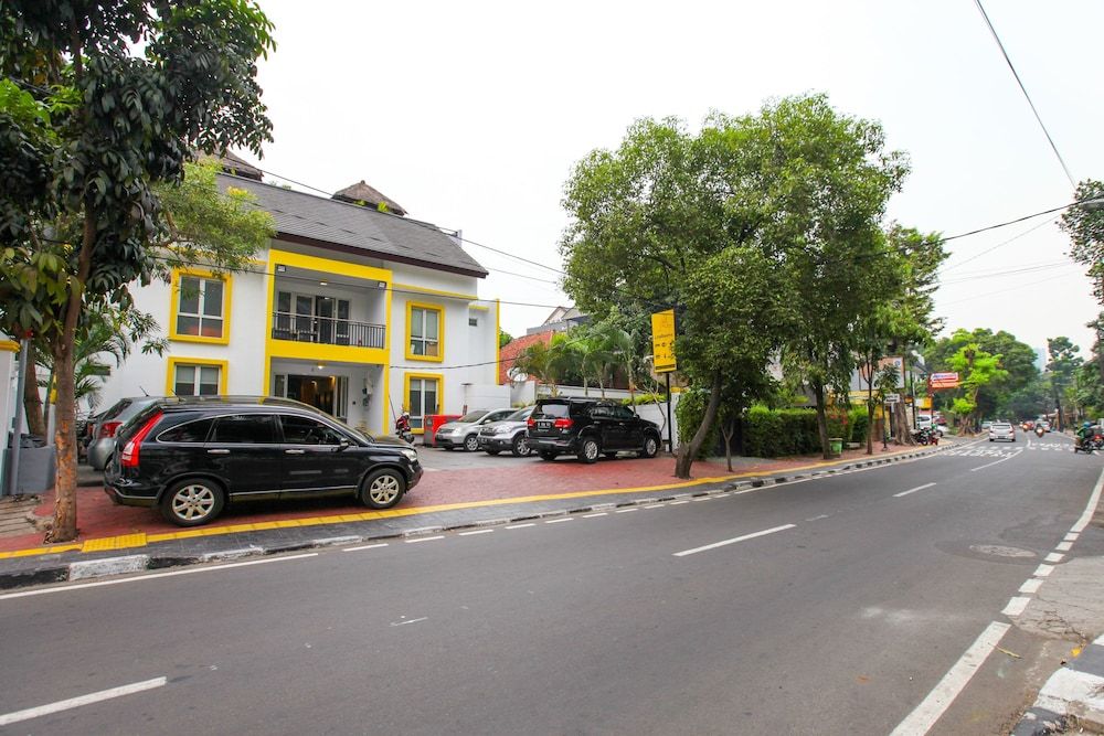 undefined Literooms Setiabudi Sudirman 2