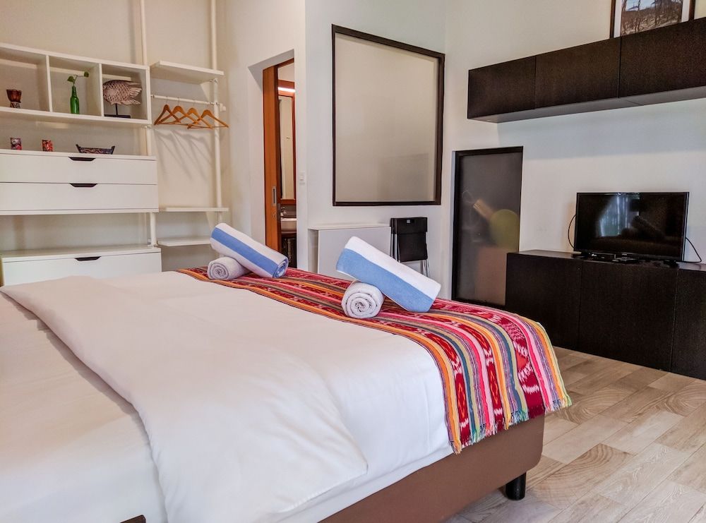 undefined CoHaus Living 6