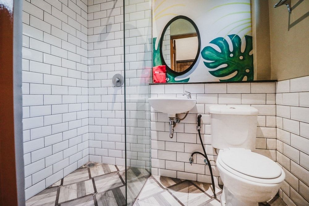 undefined RedDoorz Plus near Mall Slipi Jaya 6