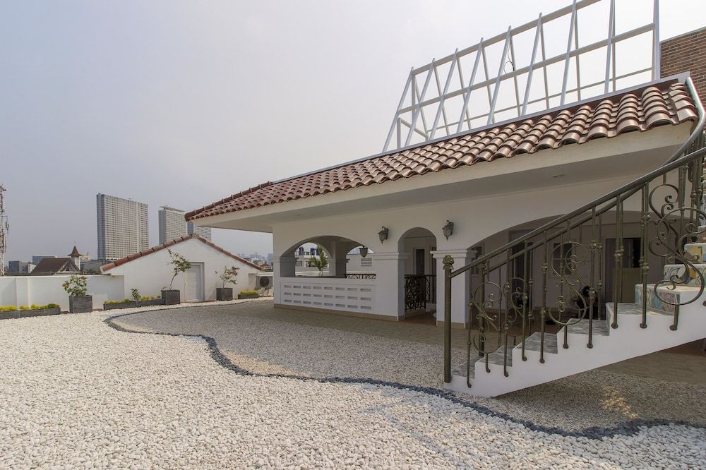 undefined RedDoorz Plus @ Kwitang 2 4