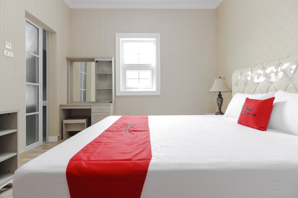 undefined RedDoorz Plus @ Kwitang 2 8