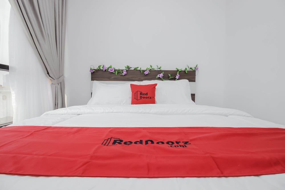 undefined Reddoorz Plus @ Mampang Prapatan 9