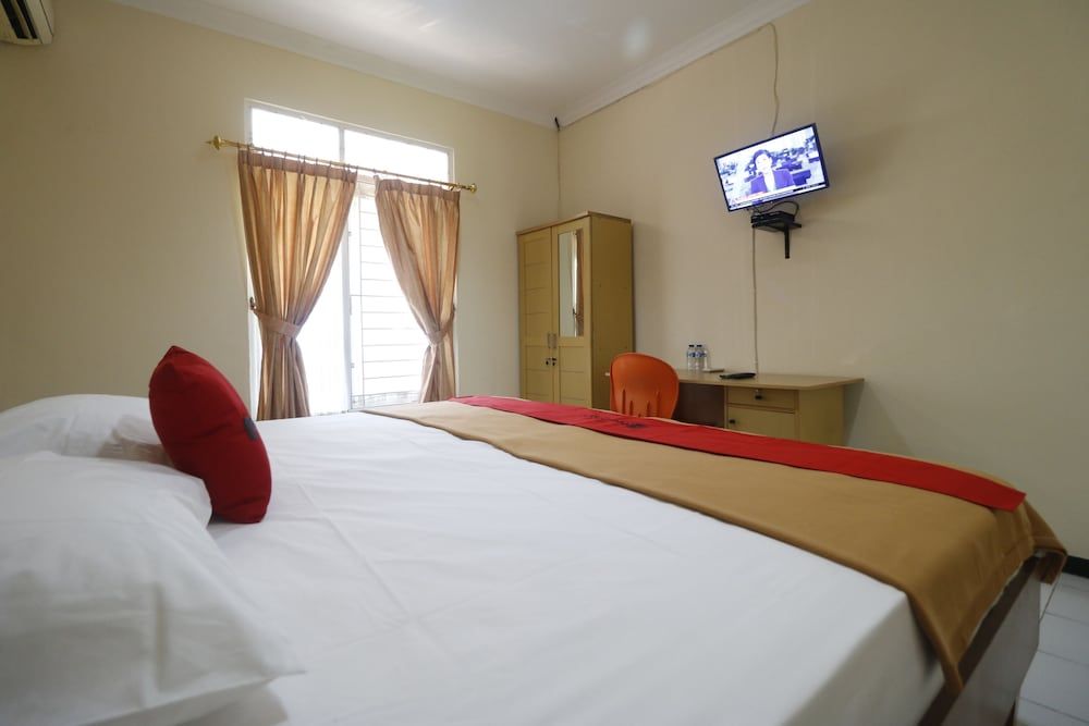 undefined RedDoorz @ Jalan Gatot Subroto Jakarta 4