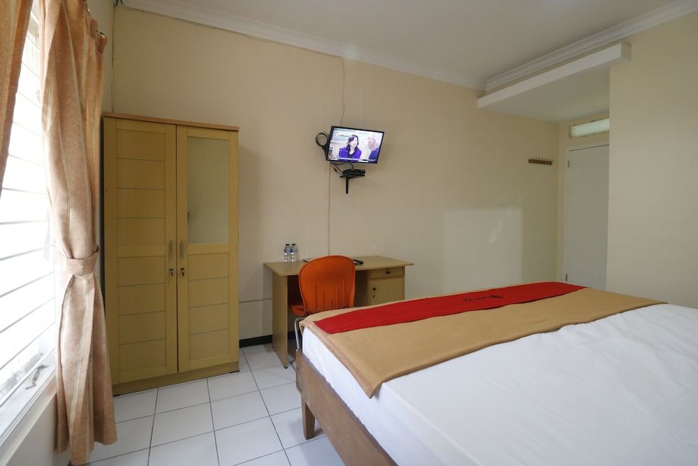 undefined RedDoorz @ Jalan Gatot Subroto Jakarta 3