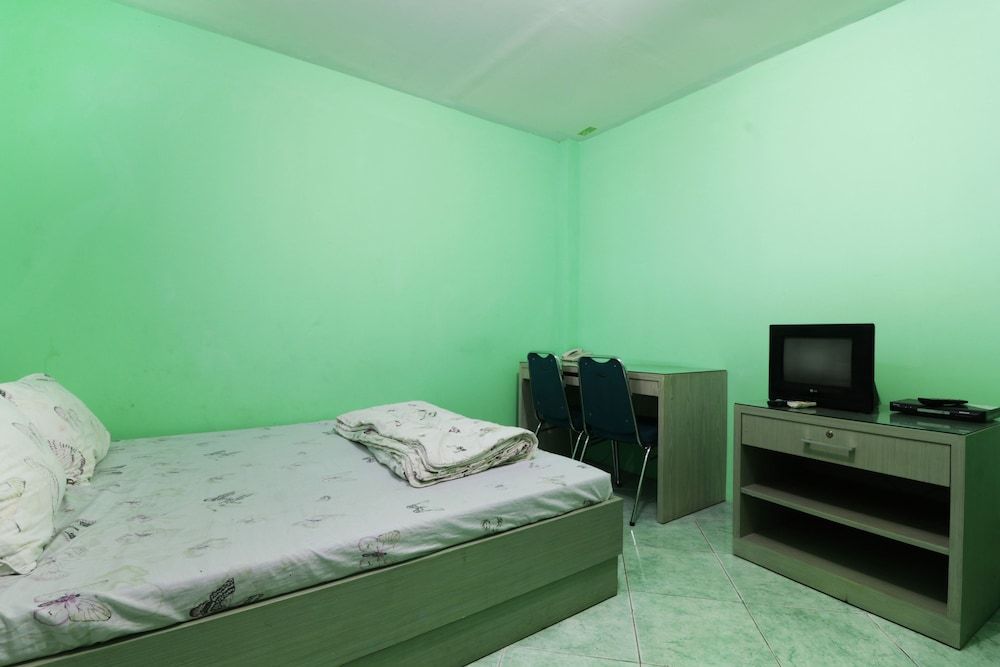 Wisma Aam Syariah Standard Double Room 2