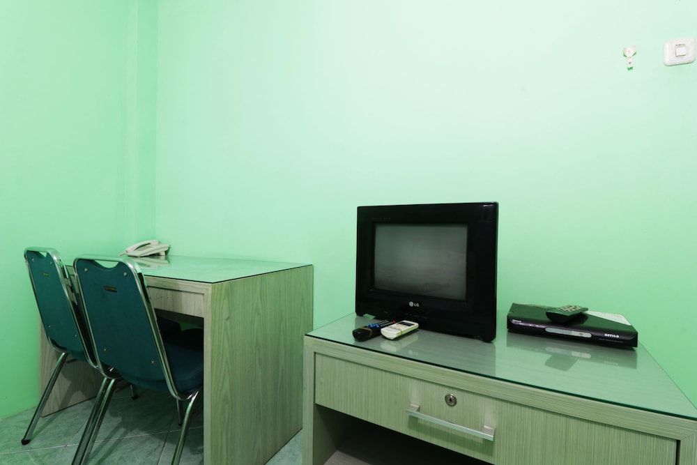 Wisma Aam Syariah Standard Double Room 3