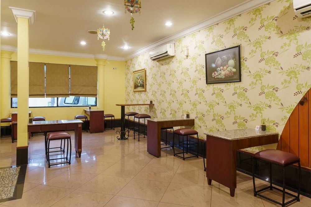 undefined RedDoorz Plus near Ancol 4