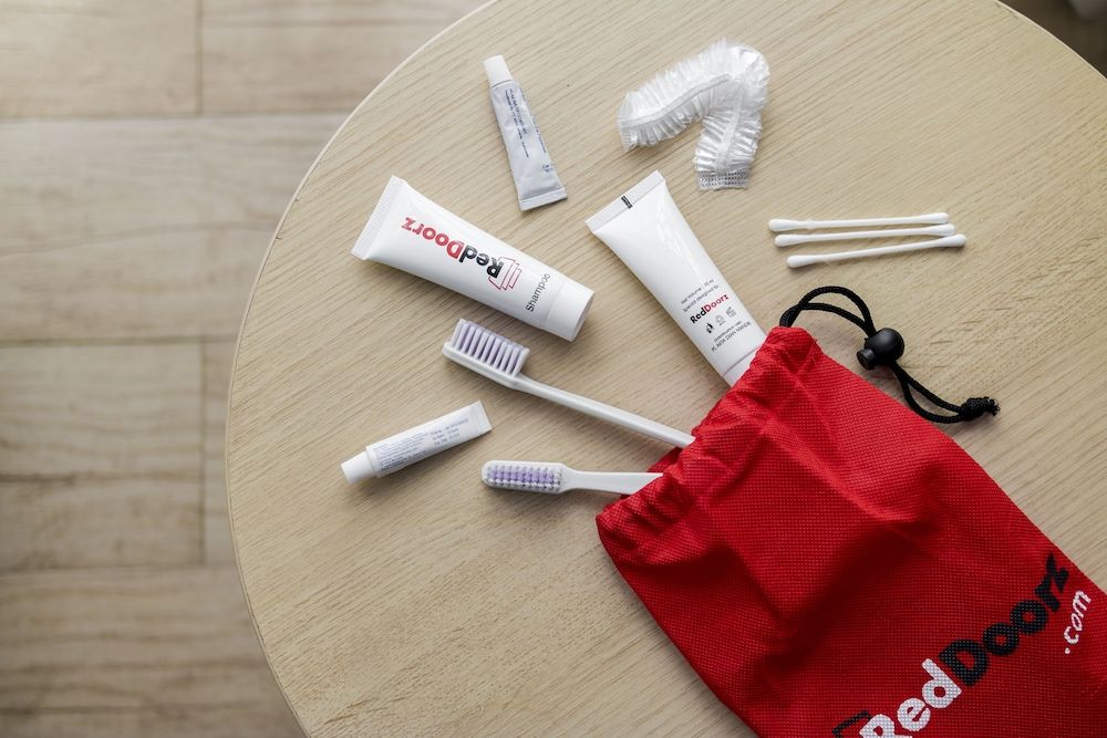 undefined RedDoorz Plus near Dharmawangsa Square 7