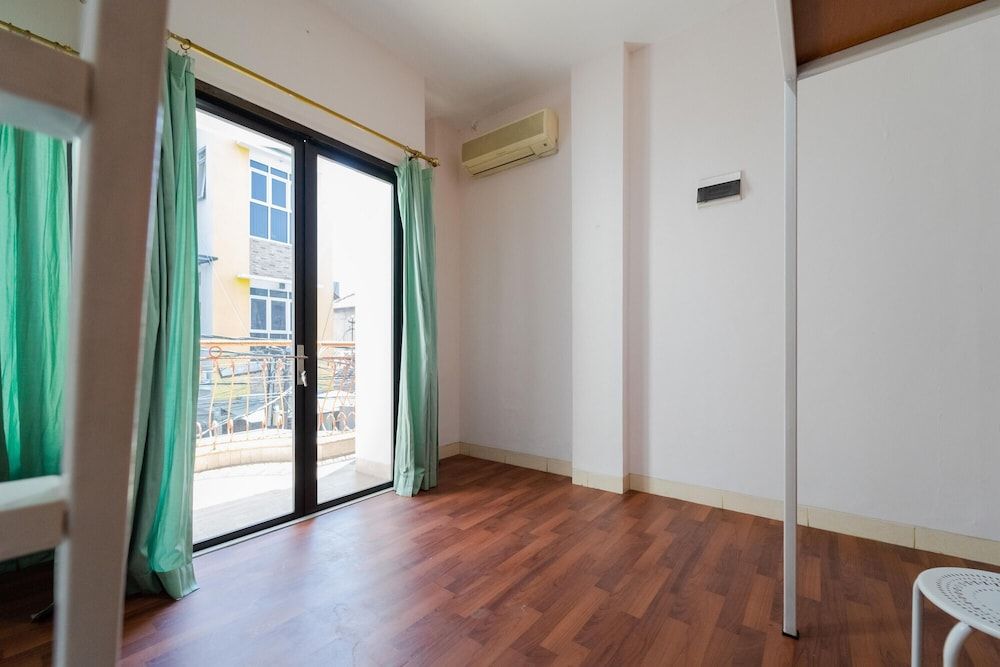 KoolKost Syariah @ Kebon Kacang III Street Single Room 15