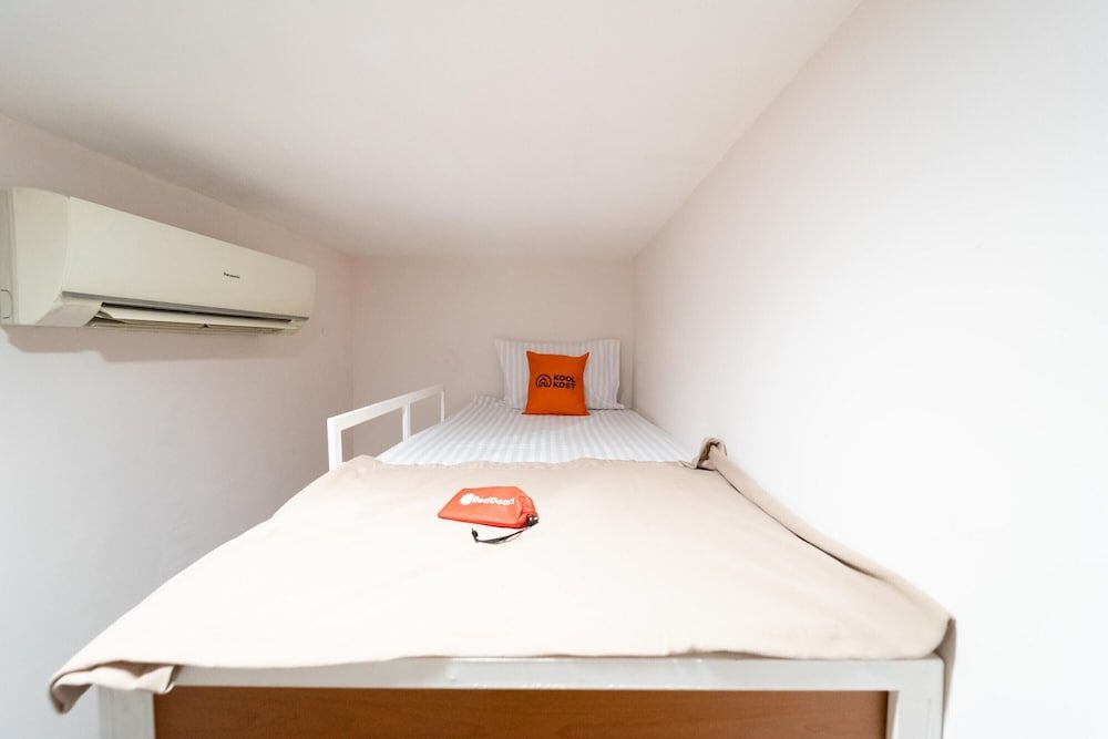 undefined KoolKost Syariah @ Kebon Kacang III Street 9