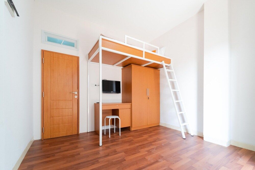 KoolKost Syariah @ Kebon Kacang III Street Single Room 11