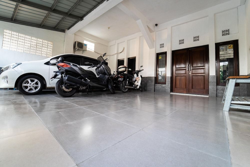 undefined KoolKost Syariah near MRT Lebak Bulus Station 7