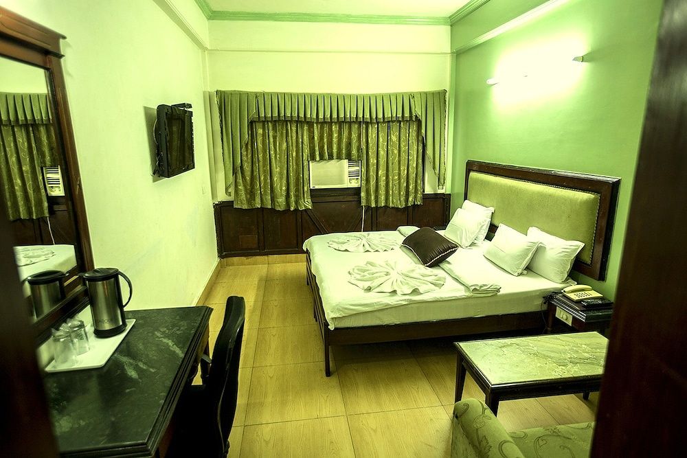 Hotel Deep Avadh Deluxe Ac 5
