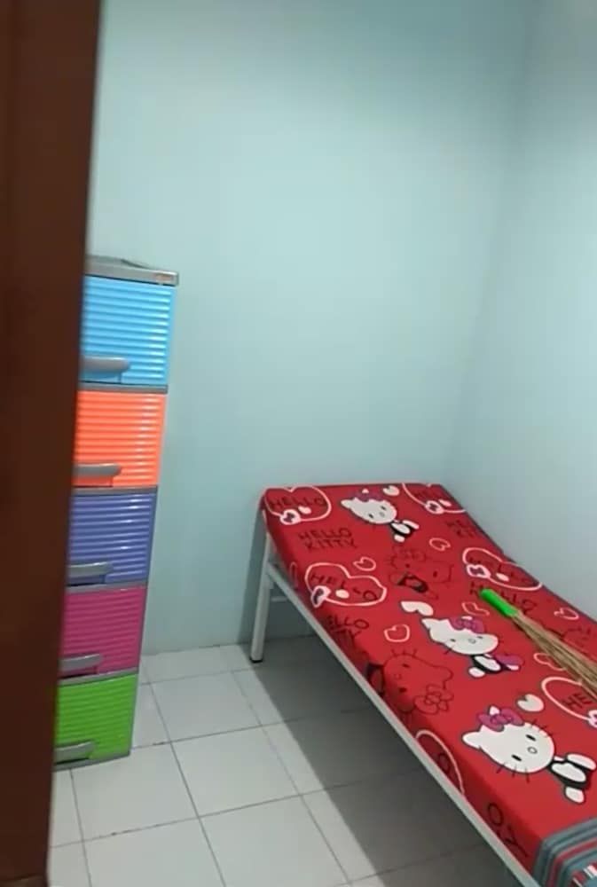 undefined Eiffel Residence Tarakan - Female Only 6