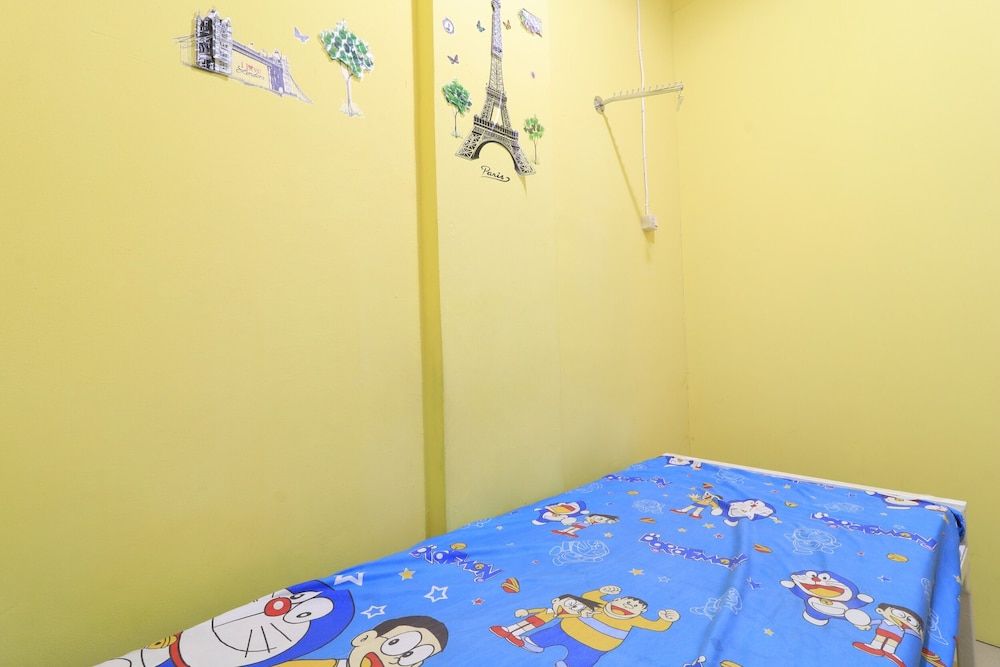 undefined Eiffel Residence Batu Tulis 35A1 - Female Only 6