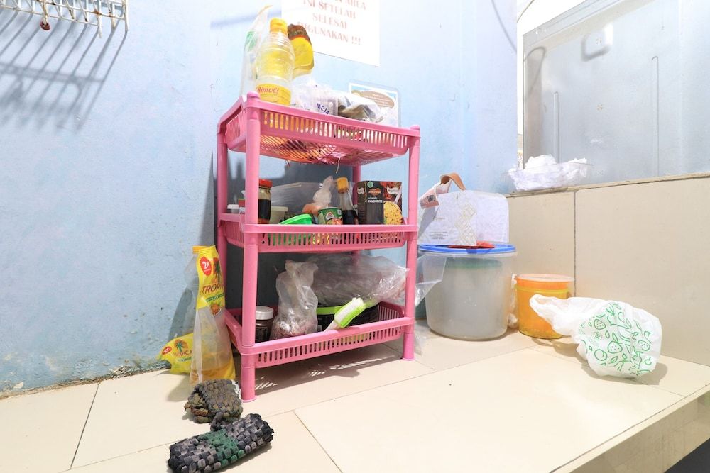 Eiffel Residence Batu Tulis 35A1 - Female Only Single Room, Shared Bathroom 11