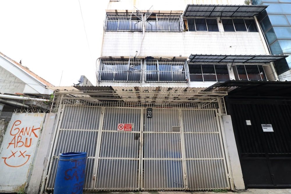 undefined Eiffel Residence Batu Tulis 35A1 - Female Only 3