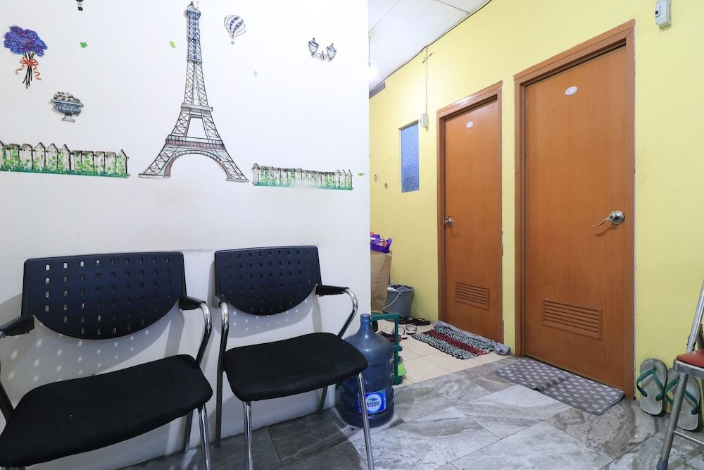 undefined Eiffel Residence Batu Tulis 35A1 - Female Only 7