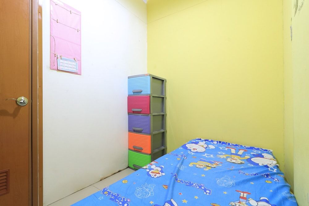 Eiffel Residence Batu Tulis 35A1 - Female Only Single Room, Shared Bathroom 9