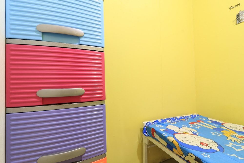 Eiffel Residence Batu Tulis 35A1 - Female Only Single Room, Shared Bathroom 10