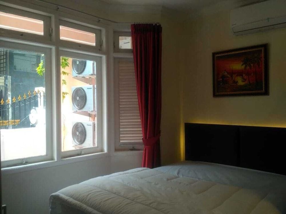 undefined Katalia Tomang 10