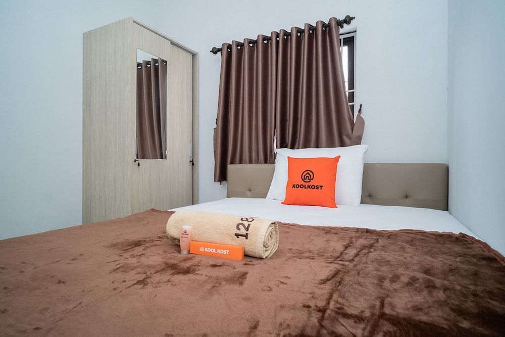 undefined KoolKost near Pasar Baru 10