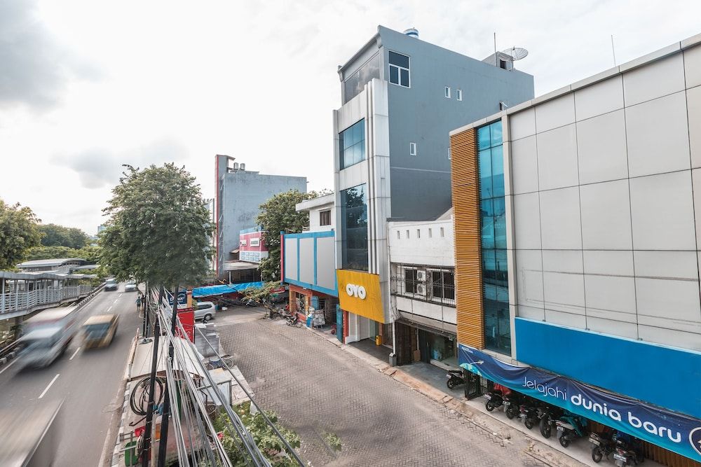 undefined OYO 386 Hey Hotel 4