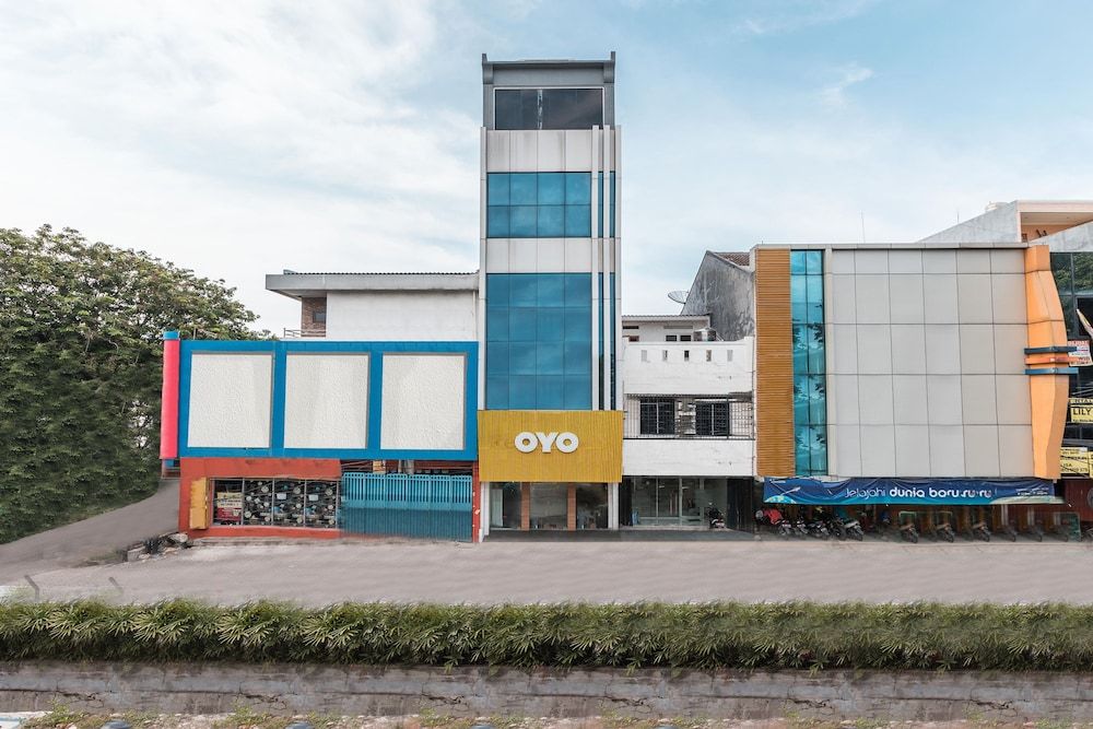 undefined OYO 386 Hey Hotel