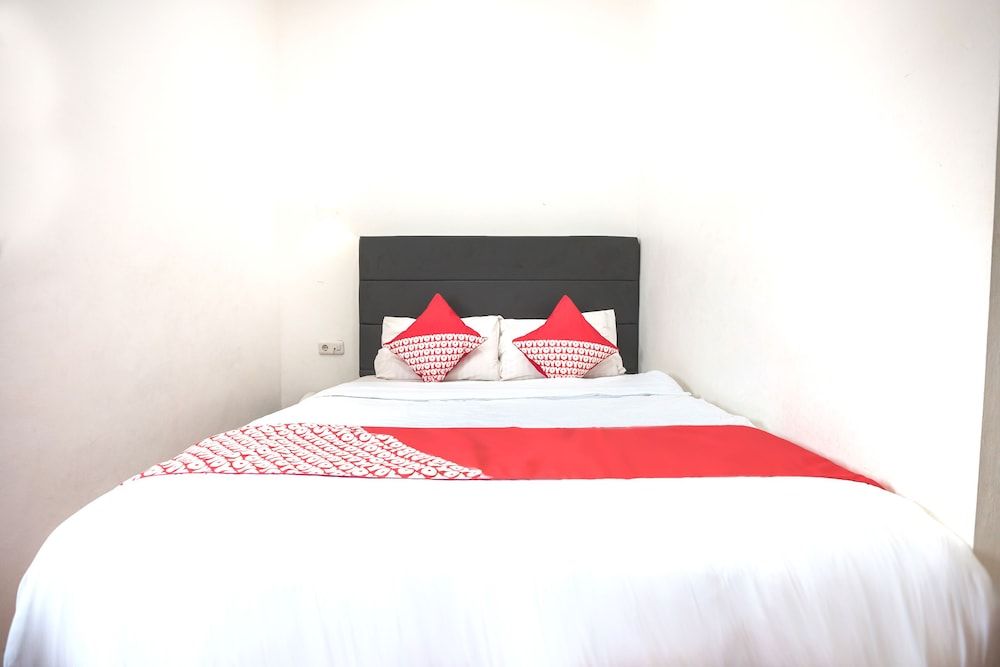 undefined OYO 386 Hey Hotel 5