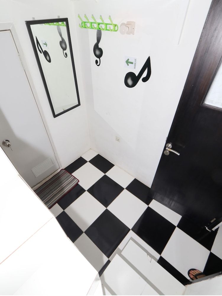 undefined Kamar Keluarga Semanan Syariah 9