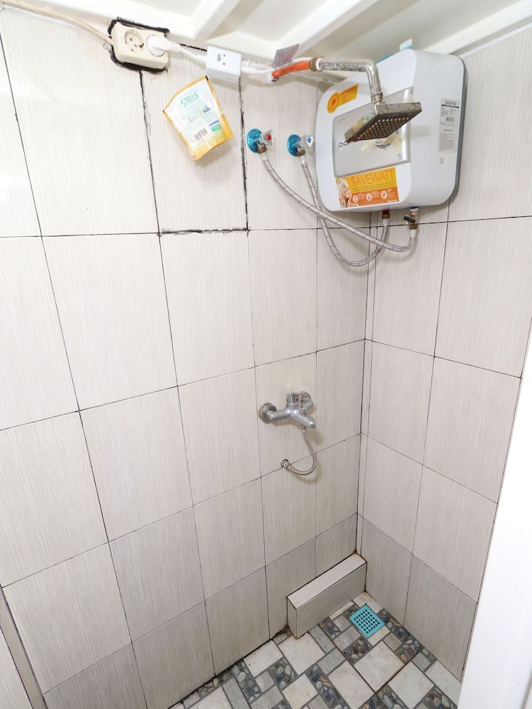 Kamar Keluarga Semanan Syariah Standard Double Room, 1 Double Bed 10