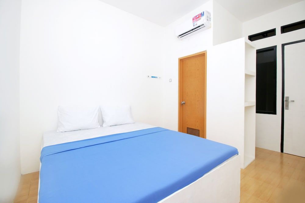 undefined Kamar Keluarga Haji Peeng Syariah