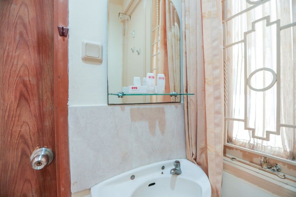 undefined MS Residence 7