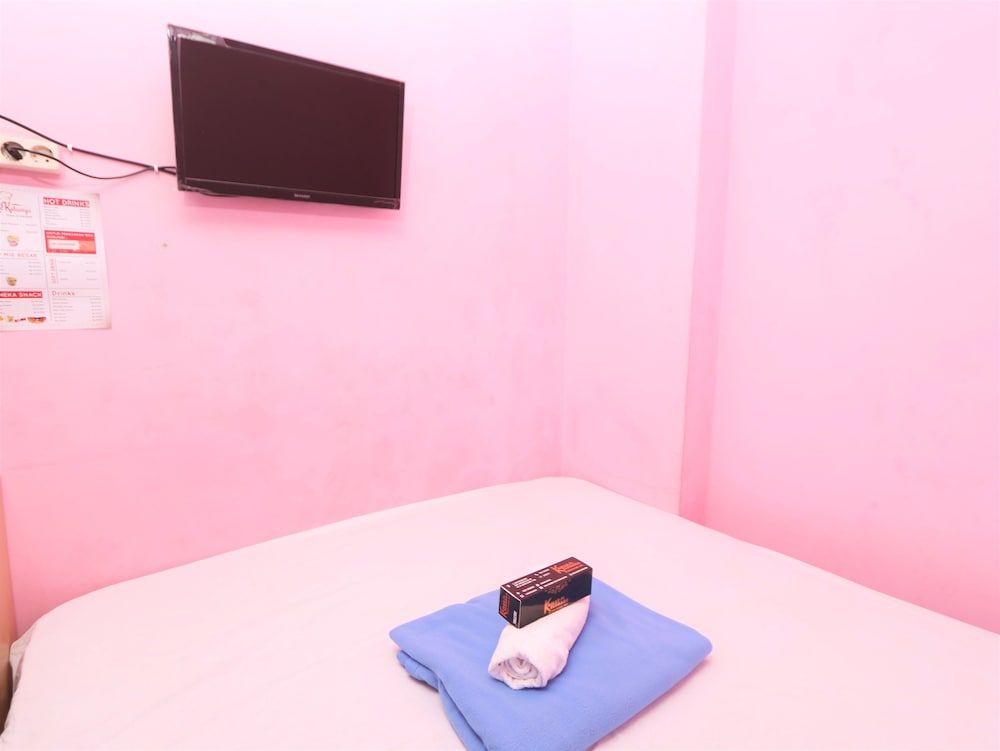 Kamar Keluarga Mangga Besar Double Room 3