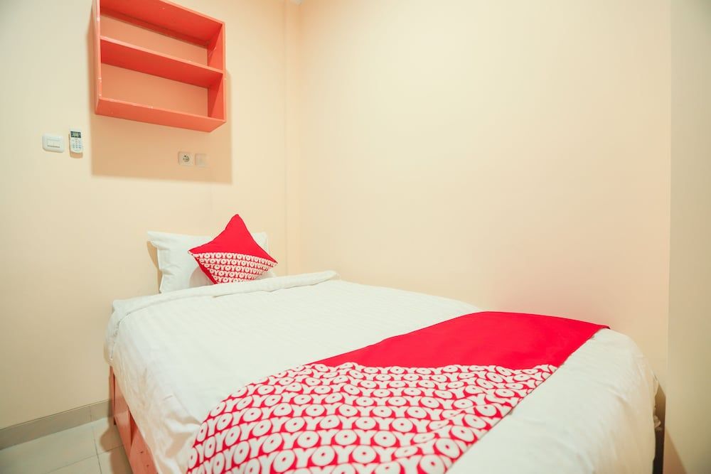 undefined OYO 152 O2 Residence 6