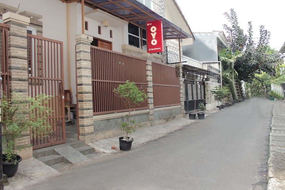 undefined OYO 152 O2 Residence 3