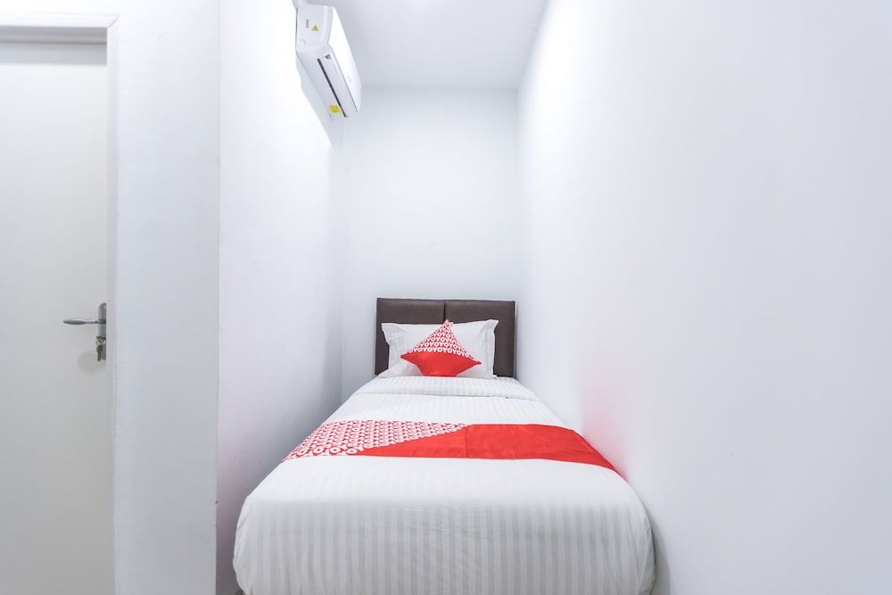 undefined OYO 907 Wisma Cakung 6