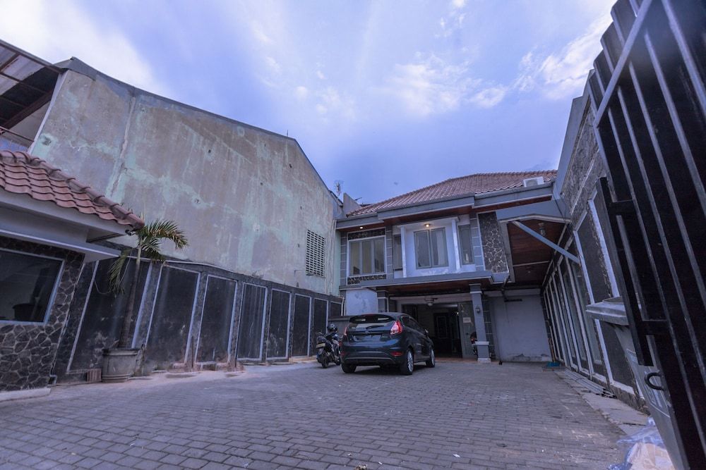 undefined OYO 1672 Wisma Barkah 2