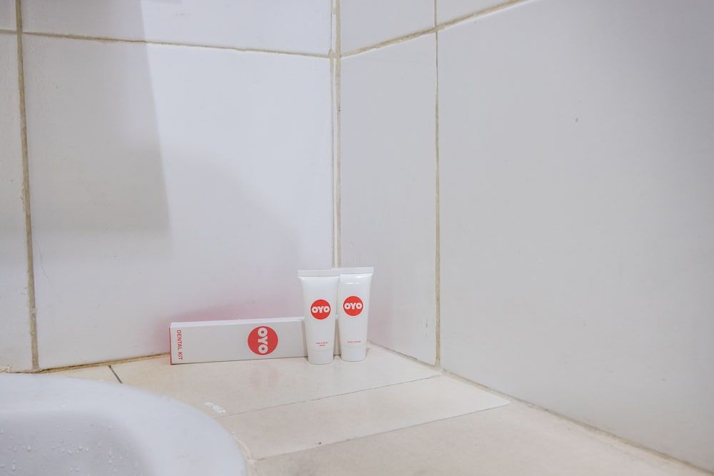 OYO 1672 Wisma Barkah Deluxe Double Room 12