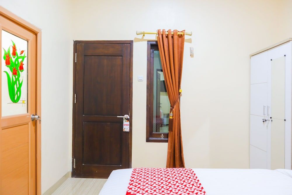 undefined OYO 2741 Kr Bulan 7