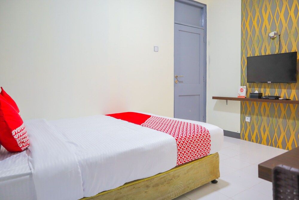 OYO 2308 Seven Season Residence Standard Double Room 19