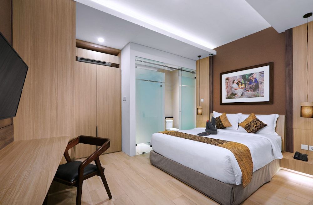 S7 Suites Gandaria Deluxe Double Room 2